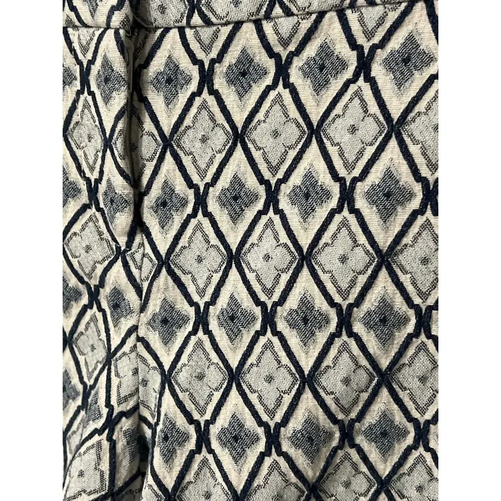 Ann Taylor Loft, Blue Shorts, Size 4, 1360o - Picture 2 of 6